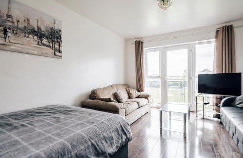 Chorlton-on-Medlock Apartment | Lloyd St Apartment