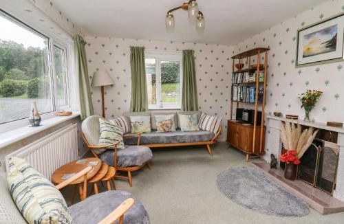 Capel Bangor House | Llwynon