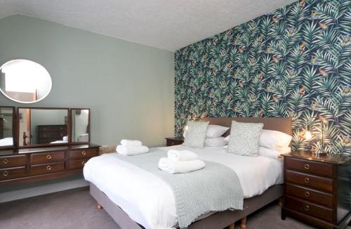Amlwch House | Llys Owain comfortable Cottage - Pass the Keys