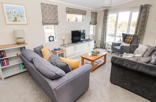 Amroth House | Lodge 53