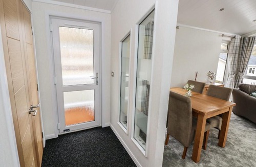 Amroth House | Lodge 66