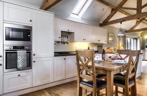 Orleton House | Long Barn