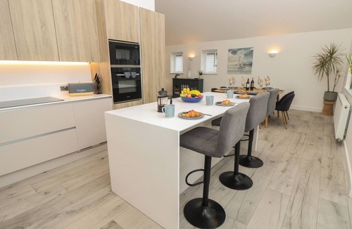 Freshwater Cottage | Low Tide Loft