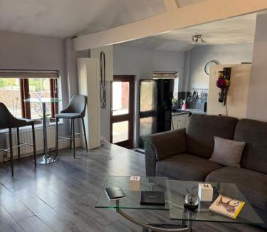 Worlington House | Lower Barn
