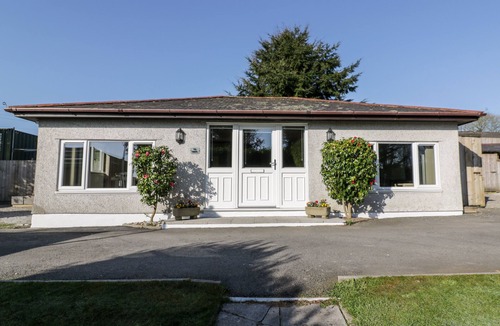 Truro House | LOWER BRAMBLESIDE, romantic, country holiday cottage in Truro
