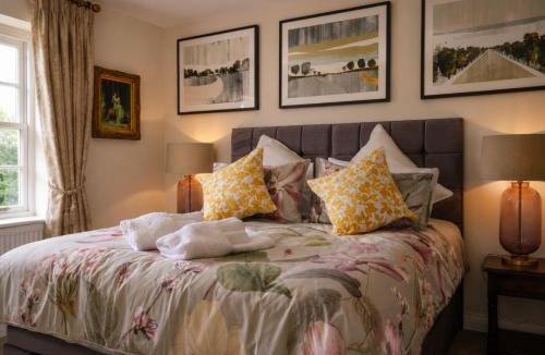 Woolbeding Ski Chalet | Lower Colworth Lodge