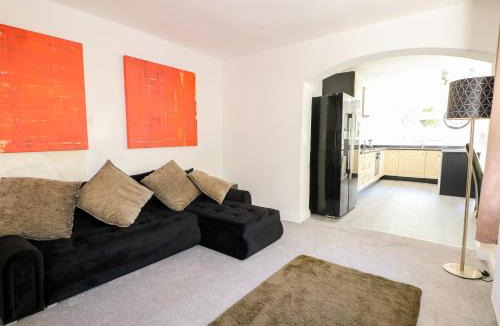 Capel House | Lucerne Cottage