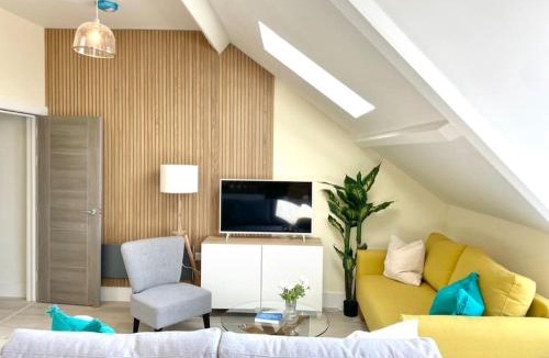 Porthcawl Apartment | Lush Porthcawl Large Spacious 3 bedroom Apt, Prime Location