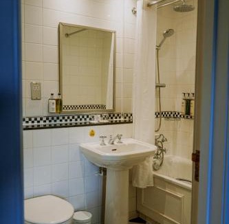 Dunster Hotel | Luttrell Arms