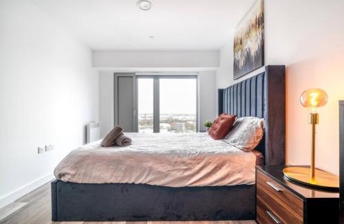 Eccles Apartment | Luxurious Spacious 2 Bed Apartment Manchester