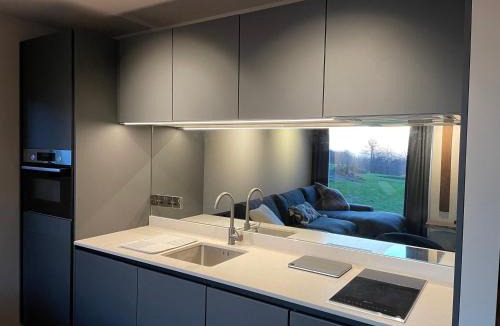 Wraxall Apartment | Luxury Container Lodge