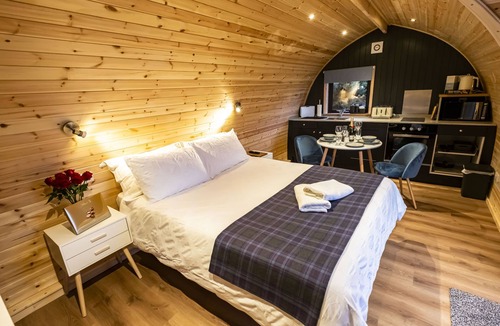 Brora Cabin | Luxury Couples Pod on the North Coast 500 Route