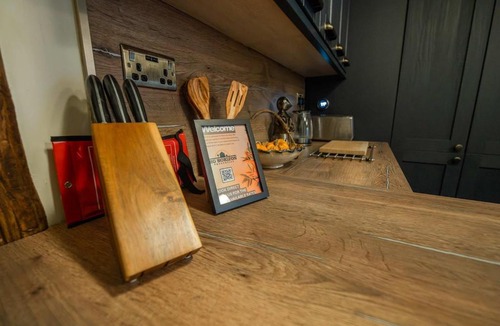 Sprotbrough Apartment | Luxury Doncaster Cottage - Free Parking