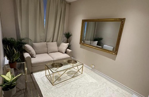 The Cultural Quarter Apartment | Luxury flat central Brighton