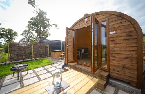 Wing Other | Luxury Glamping Pod - Garthside Farm Holidays