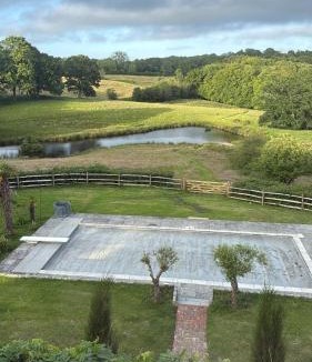 Biddenden House | Luxury Holiday Home with Heated Pool, Lake and Gym