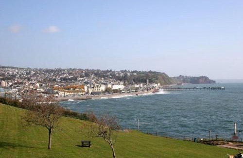 Dawlish Apartment | Luxury Quiet Apt Sleeps 6|Coastal Views & Sea View