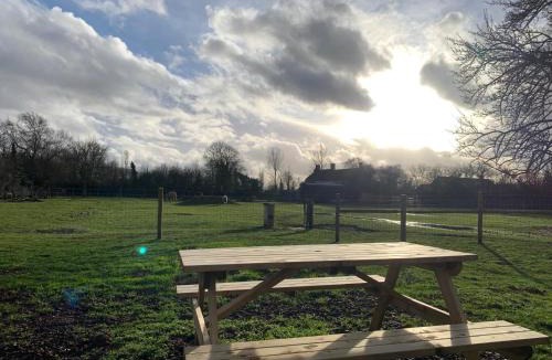 Coalpit Heath Other | Luxury Shepherds Hut, Snapdragon