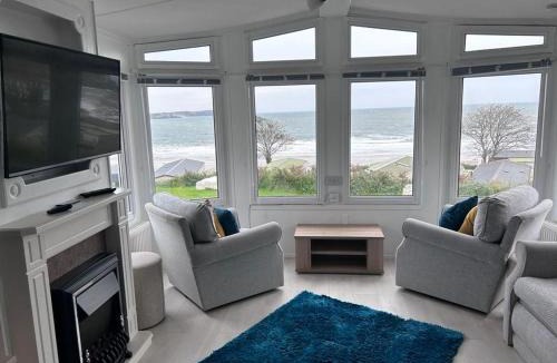 Lydstep House | Lydstep Beach Village- 377 Bay View