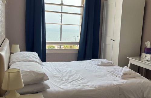 Teignmouth House | Lynton House