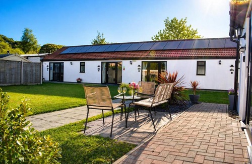 Reydon House | Lytton Tree Lodge Self-Catering Lodges