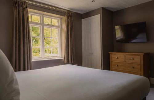 Keswick Hotel | Lyzzick