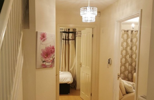 Luton Hotel | Macpherson House