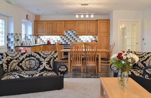 Capel Bangor House | Maes Rheidol