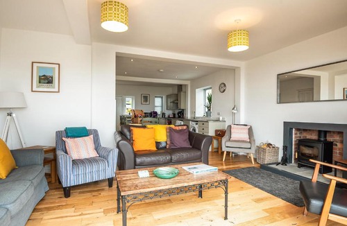 Rhyd-y-clafdy House | Maes Teg