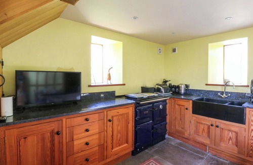 Llanfihangel Tal-y-llyn Cottage | Maggie's Barn