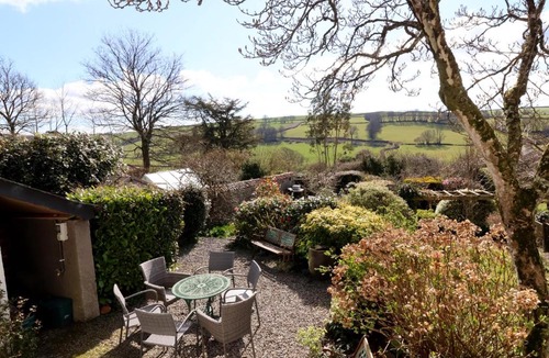 Barnstaple House | Magnolia View