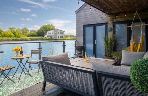 Ampney Crucis House | Mallard