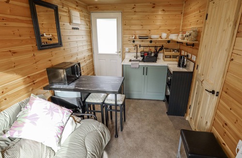 Wisbech Cottage | Mardi Gras