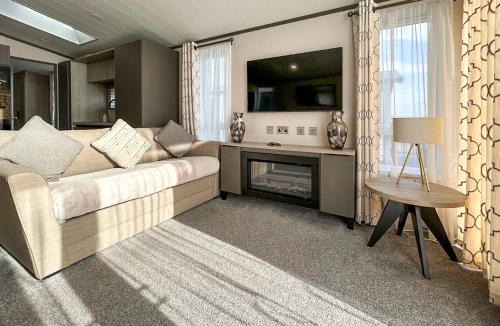 Peterhead House | Marina Escape One