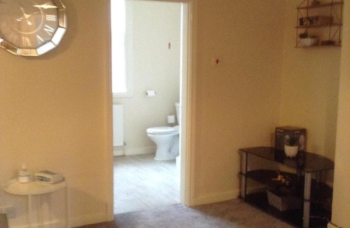 Goole Apartment | Marshfield Apartment