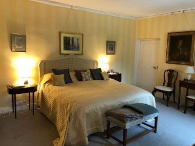 Marston Bed & Breakfast | Marston Hall