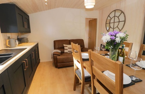 Llanelidan Cabin | Math (Lodge 3), in Llanelidan.