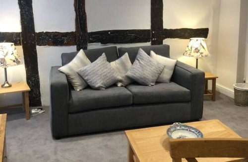 Moreton Apartment | Matteos, Another Perfect Apartment in Ledbury