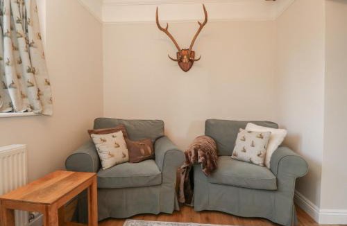 Chippenham House | Maud Heath's Snug