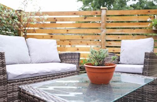 Coleford House | May Cottage, Sofa bed, Garden, Countryside