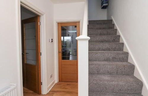 Seahouses House | Maywood