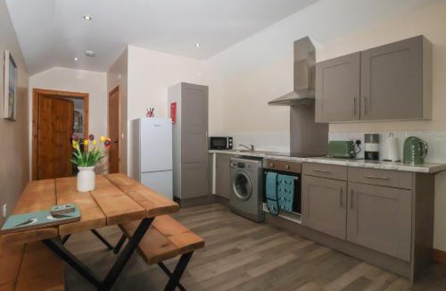 Tunstall House | Meadow View
