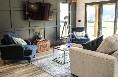 Meifod House | Meadow View