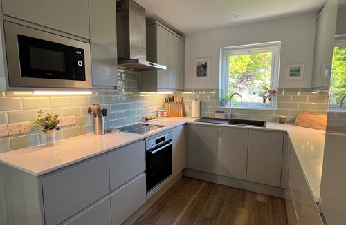 Mabe House | Meadowvine