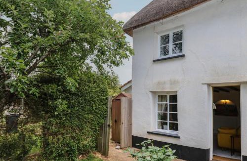 Clyst St Mary House | Mei's Cottage