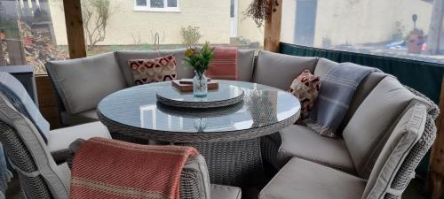 Kingsbridge House | Merrifield House Devon - Private Bathroom, Share Kitchen & Great Views