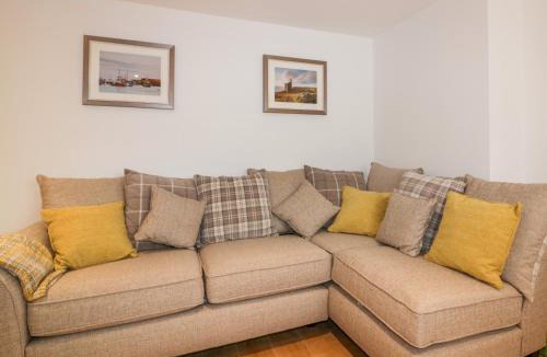 Mevagissey Apartment | Midships