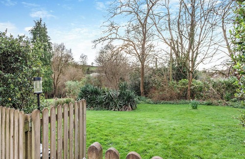 Shepton Mallet Cottage | Midsummer Cottage Retreat
