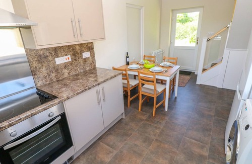 Milford Haven Cottage | Mill View