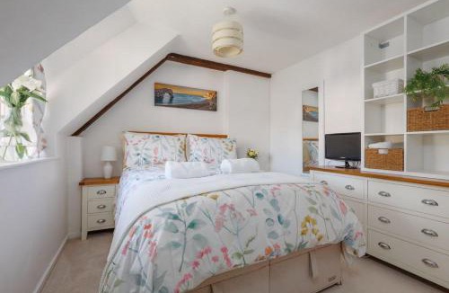 Winfrith Newburgh House | Milton Cottage